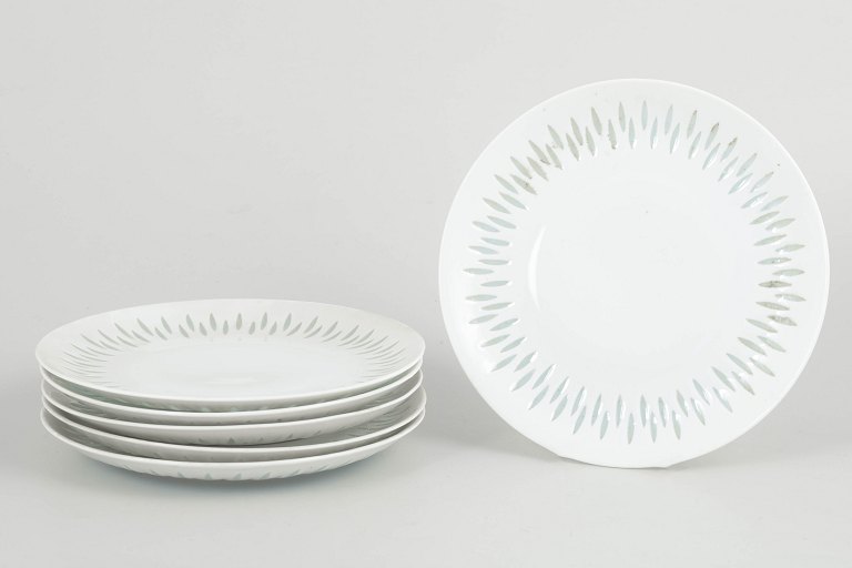 Friedl Holzer-Kjellberg for ArabiaSet of six dessert or salad plates, 1970s.