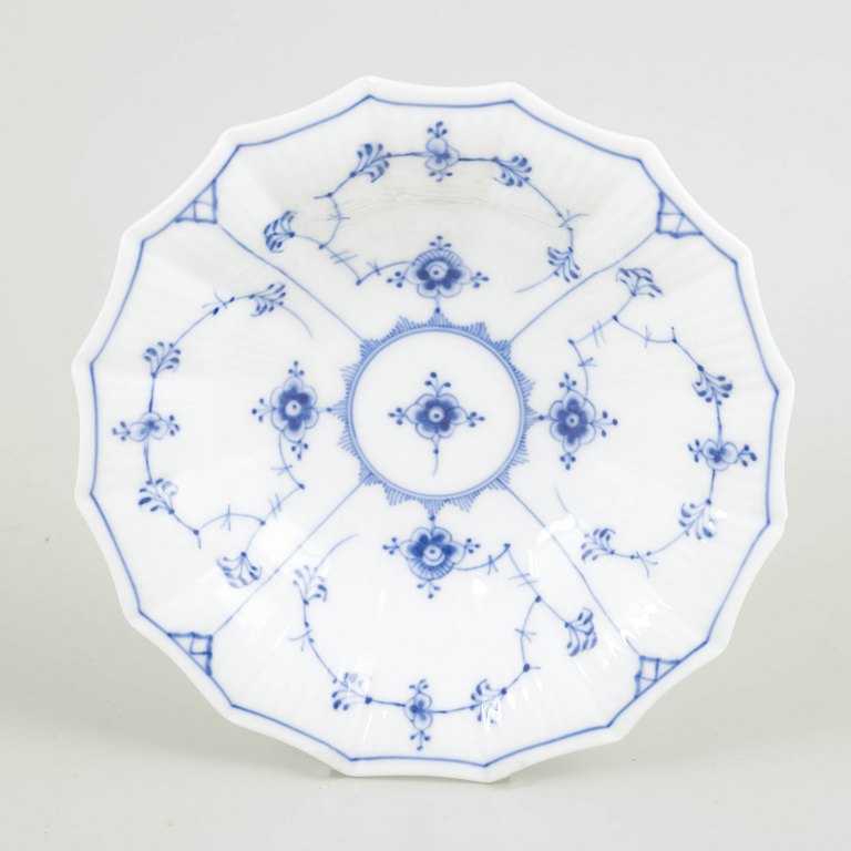 Royal Copenhagen Blue Fluted Plain dish, 1930s.