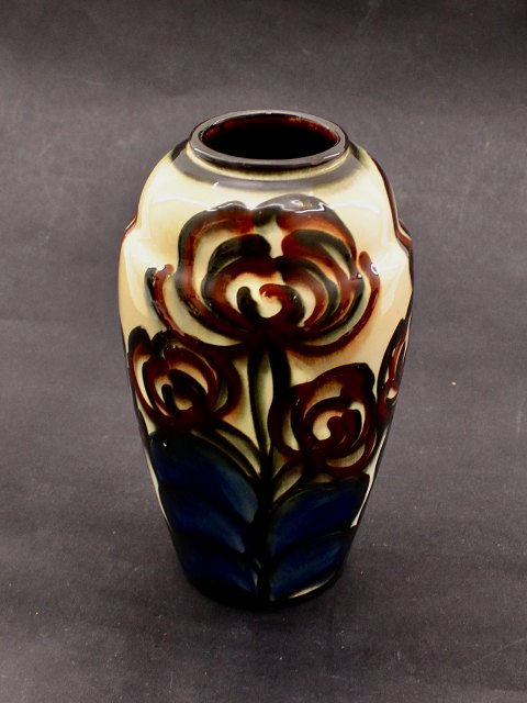Danico ceramic vase