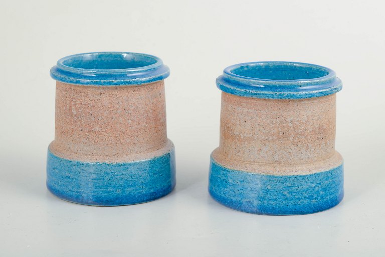 Nils Kähler, pair of small vases.