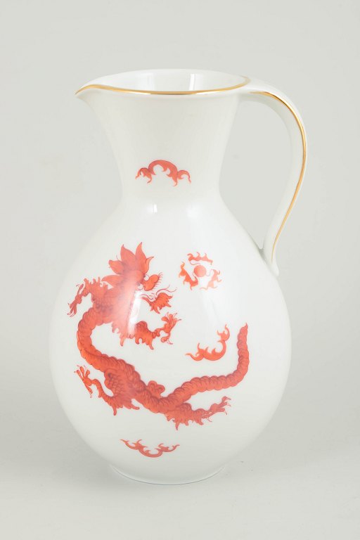 Jug with Ming dragon, Meissen area.