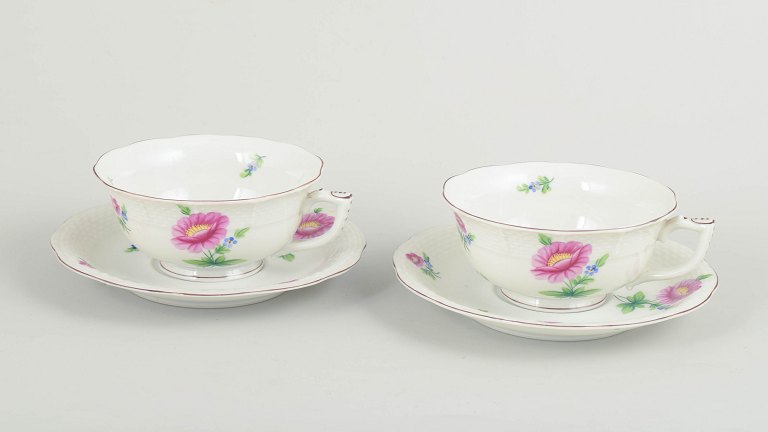 Herend, set of two teacups with saucers.