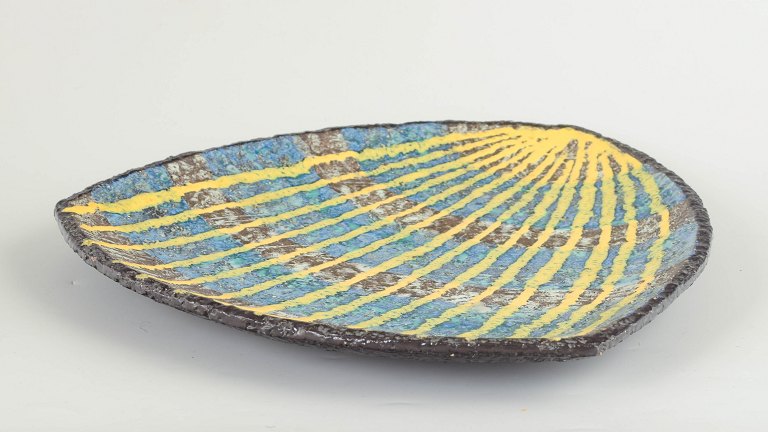 Ingrid Atterberg for Upsala Ekeby, large dish.