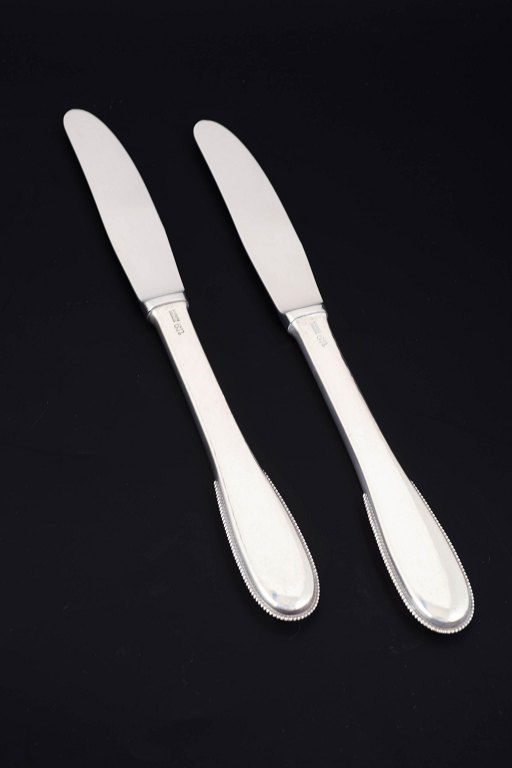 Evald Nielsen, two lunch knives. Model number 14.