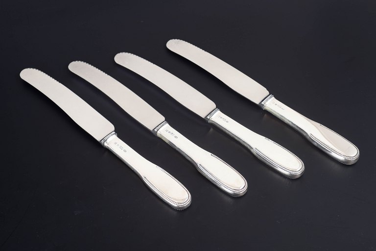 Evald Nielsen dinner knives, set of four. Model number 14.