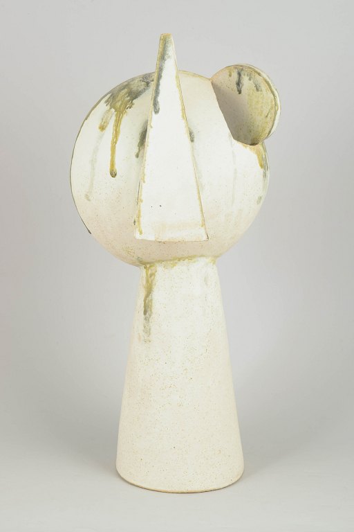 Christina Muff, Danish contemporary ceramicist (b. 1971). Tall hand modeled cubist stoneware face.