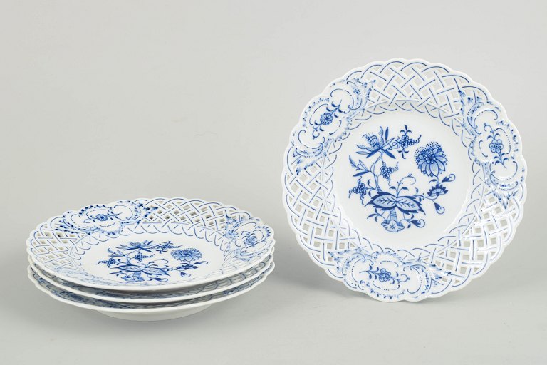 Meissen Blue Onion, set of four plates.