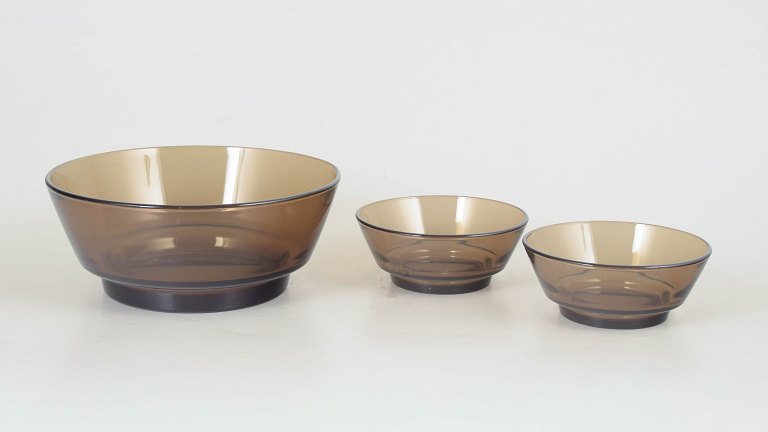 Vereco, set of three bowls.