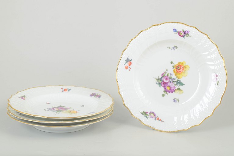 Royal Copenhagen Saxon flower, set of four dinner plates.