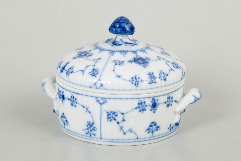 Royal Copenhagen Blue Fluted Plain sugar bowl.