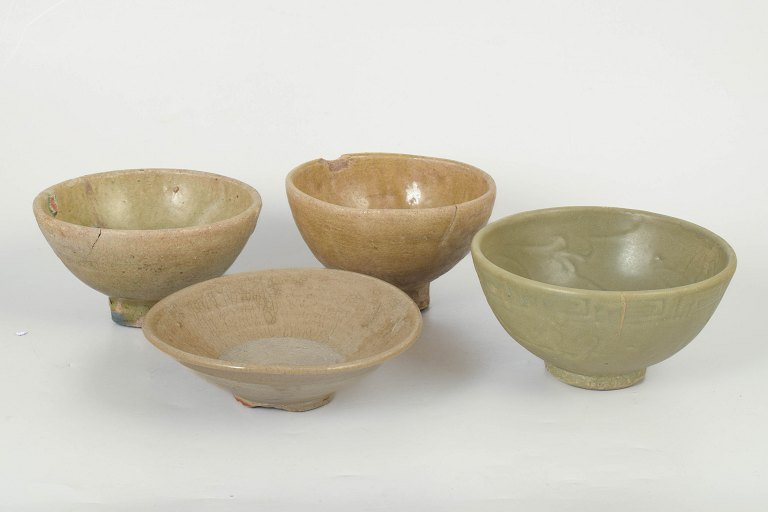 Set of four bowls, late Ming dynasty.