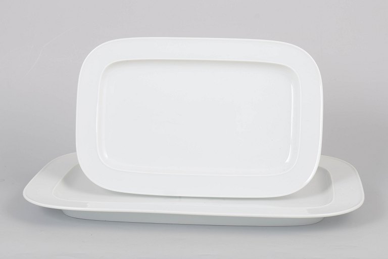 Tapio Wirkkala for Rosenthal Studio-Line, set of two serving dishes.