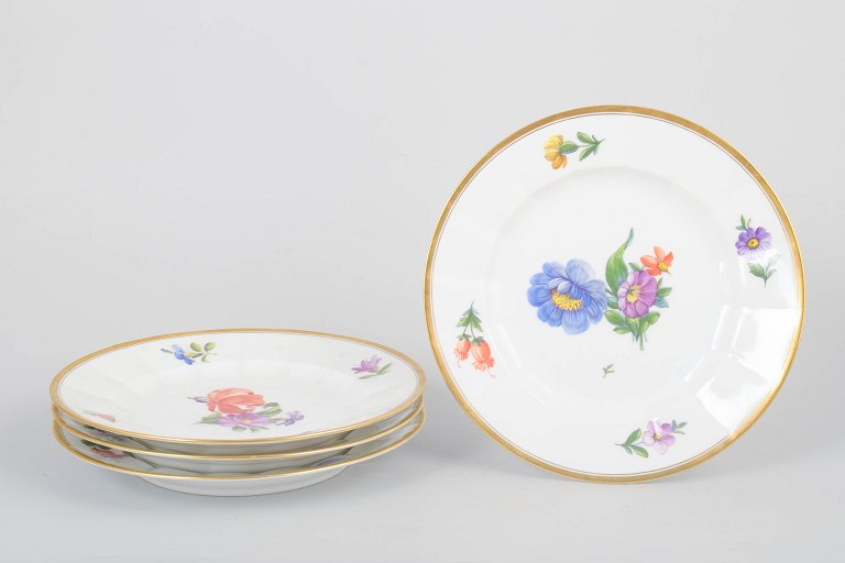 Royal Copenhagen Saxon Flower, set of four lunch plates model 627/8550.