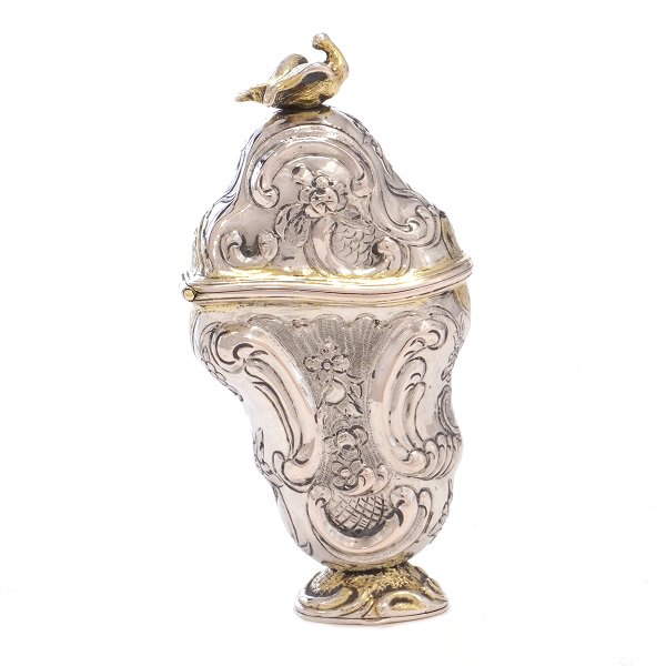 Danish silver vinaigrette by J. Friis, Randers, ca. 1775. H: 8cm