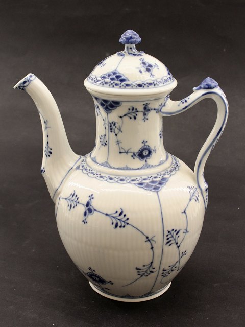 Royal Copenhagen blue fluting large coffee pot 1/520