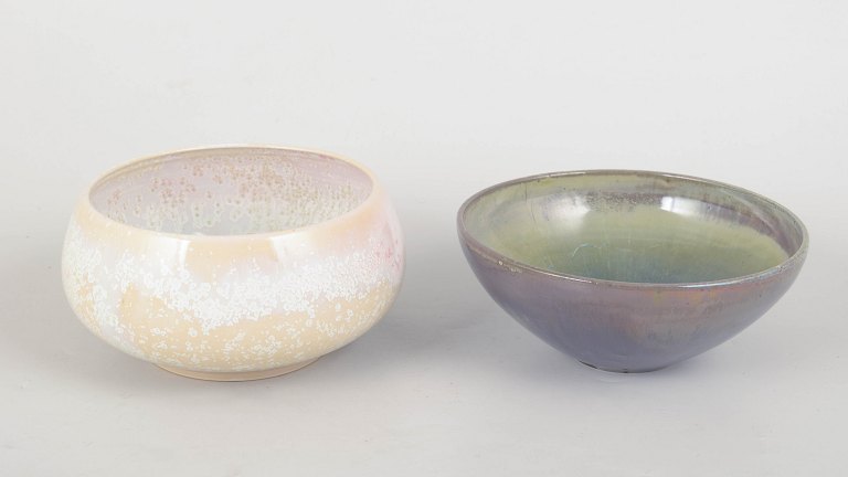 Lotte Glob, pair of bowls.
