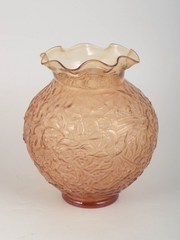 Elme Glasbruk, handmade glass vase.