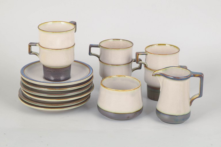 Jens Harald Quistgaard for Bing & Grøndahl, coffee service for six.