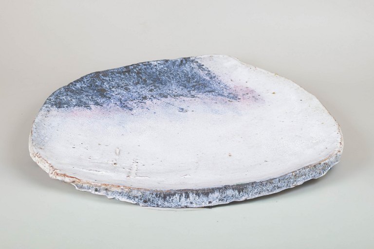 Ole Bjørn Krüger, unique large dish.