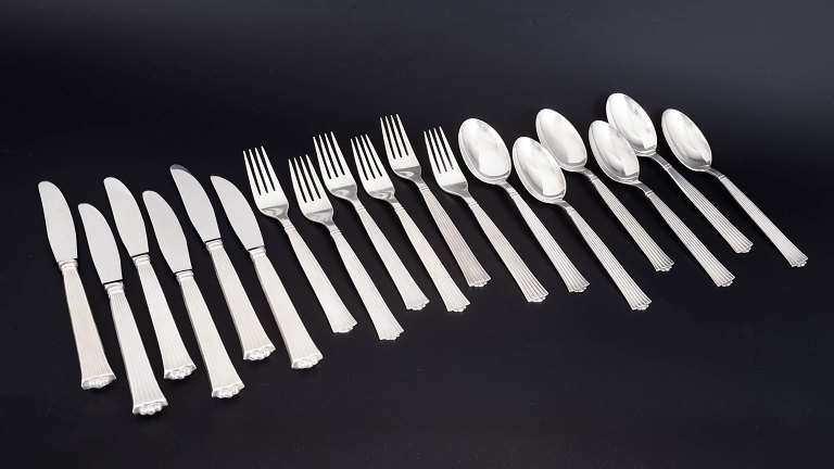 Raadvad, dinner service for six people, silver-plated cutlery. Diplomat pattern