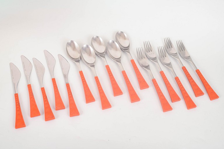Nanny Still for Hackman, complete "Colorina" lunch set for five.