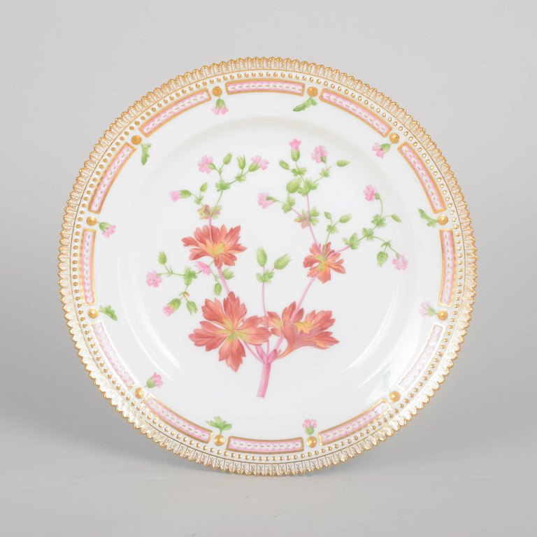 Royal Copenhagen, Flora Danica lunch plate.