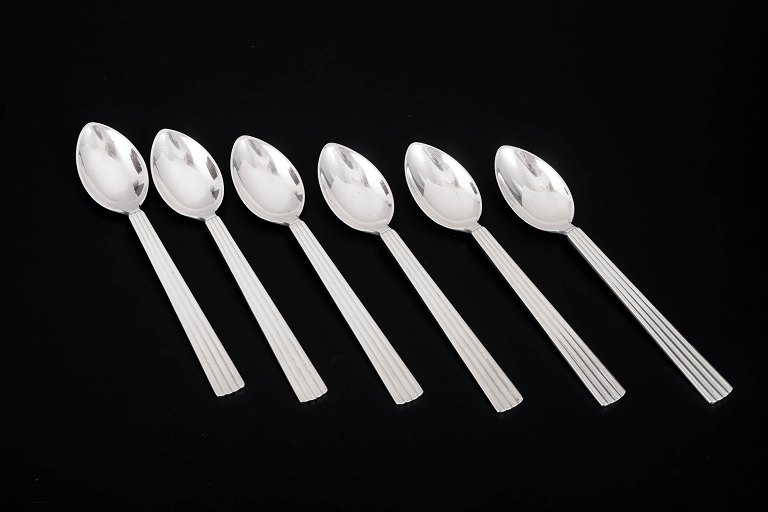 Georg Jensen Bernadotte, set of six coffee spoons.