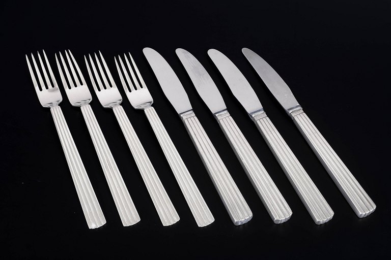 Georg Jensen Bernadotte, lunch set for four.