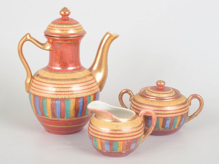 Japanese Kutani Art Deco, three-piece coffee set.
