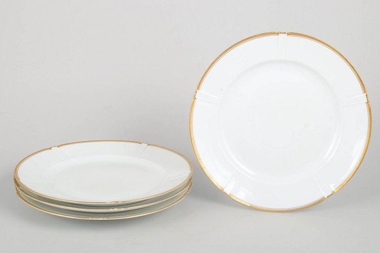 Bing & Grøndahl, Offenbach, set of four dinner plates.