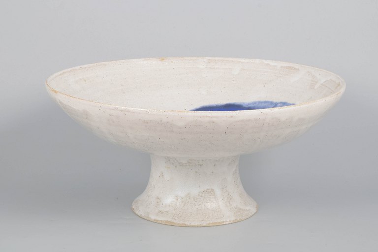 Gudrun Østergaard, unique very large bowl.
