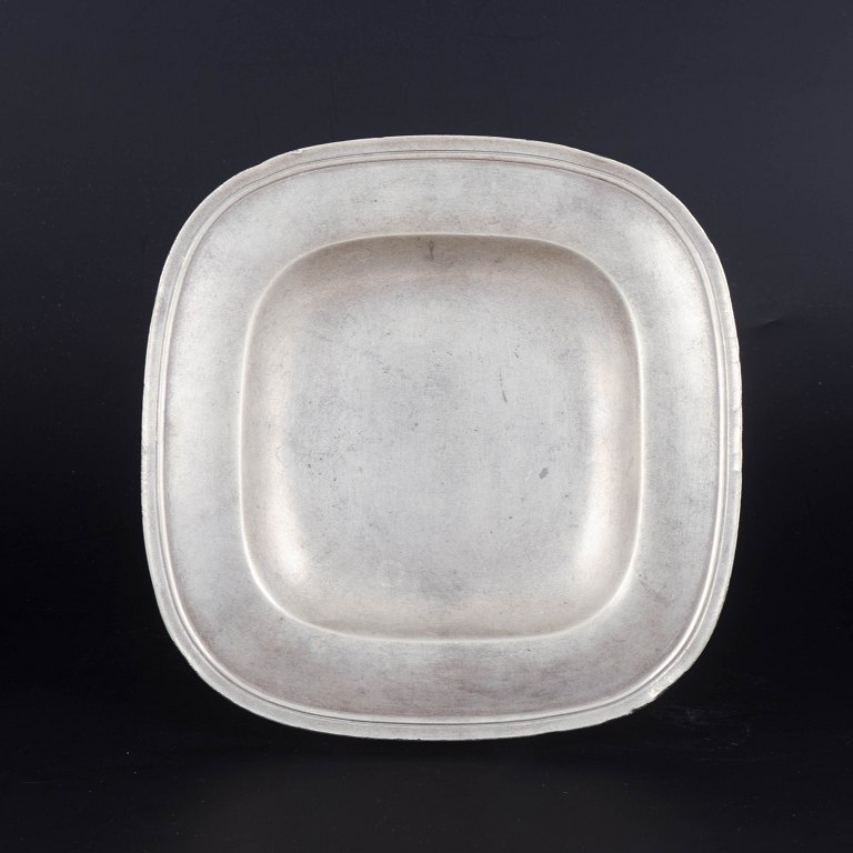 Just Andersen, Art Deco pewter dish.