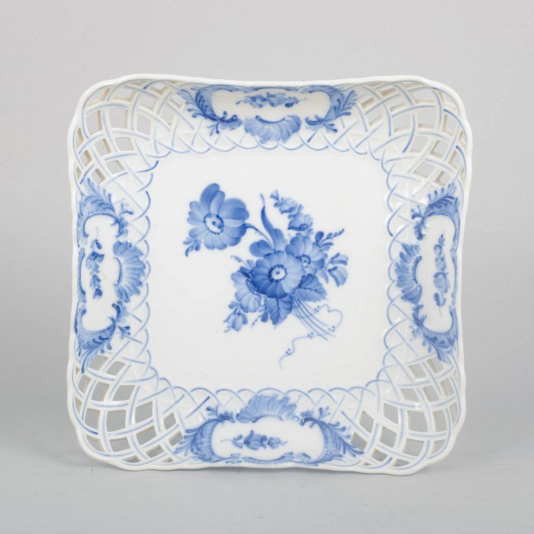 Royal Copenhagen Blue Flower Curved, square dish.