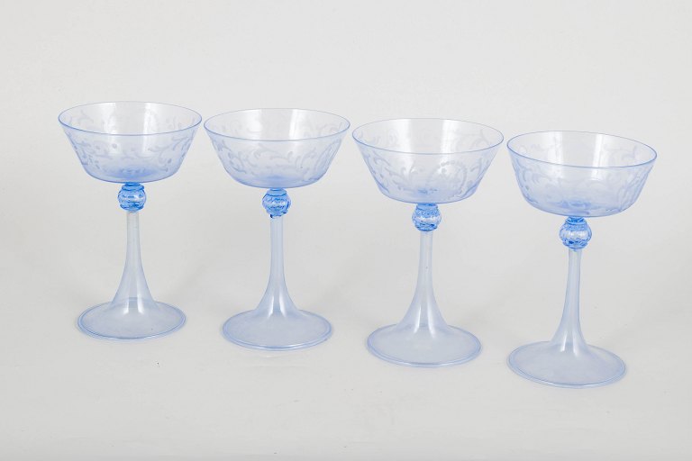 Murano set of four champagne coupes, mid-20th century.