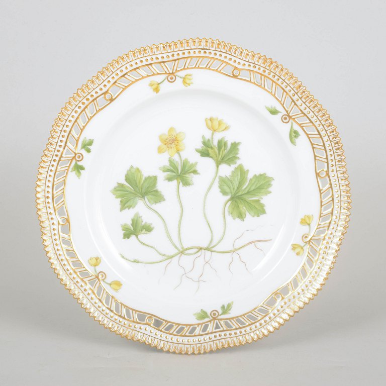 Royal Copenhagen Flora Danica, reticulated lunch plate.