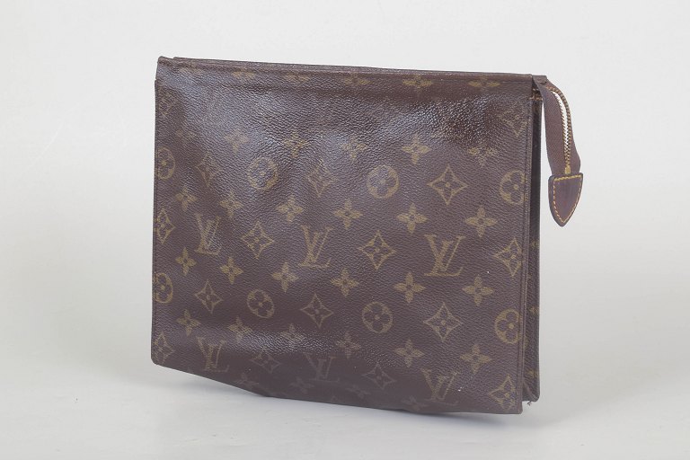 Louis Vuitton pochette.