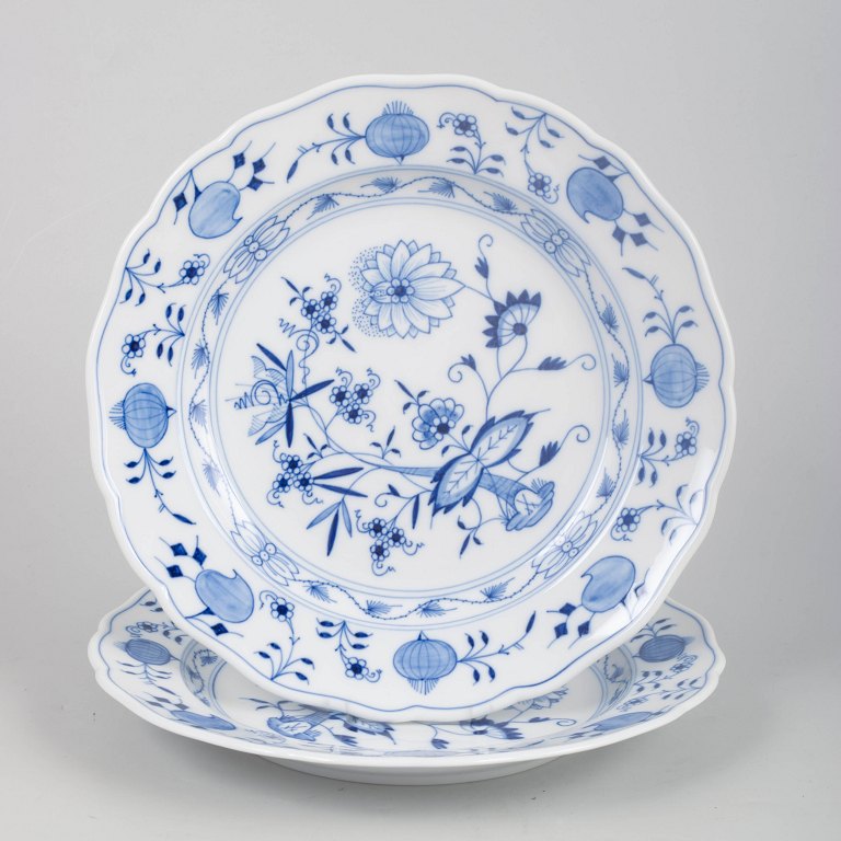 Meissen, Pair of Deep Dinner Plates in Blue Onion Pattern.
