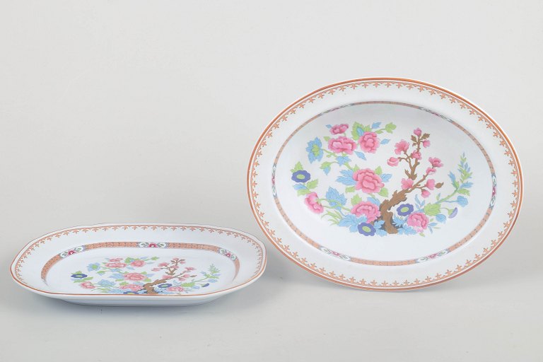 Rörstrand Lotus, bowl and serving dish.