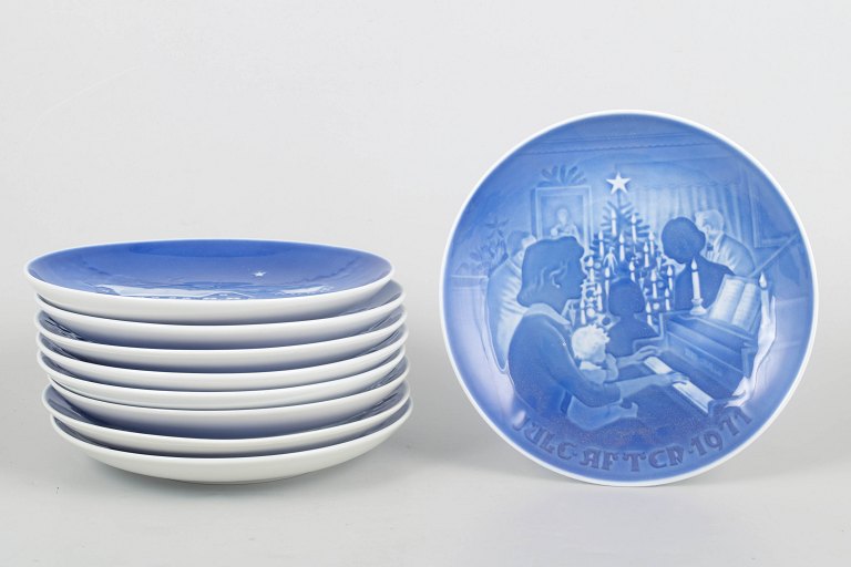 Bing & Grøndahl, set of nine Christmas plates.